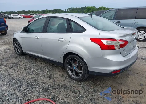 2014 Ford Focus Se z USA, uszkodzony, nr VIN 1FADP3F29EL457800
